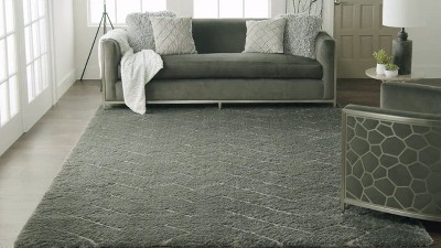 Gray Chevron Pattern Shag Area Rug 5'3" x 7'3"