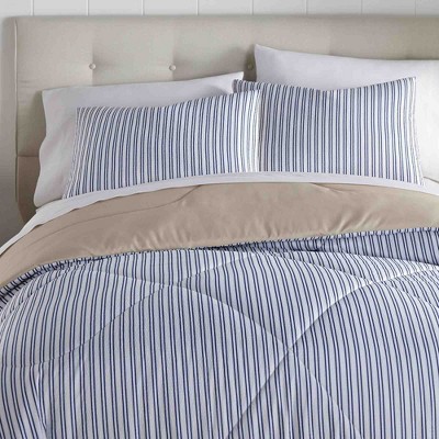 Twin Blue Reversible Down Alternative Comforter Set