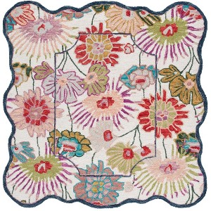 Jardin Scalloped JAR357 Hand Tufted Rugs - Safavieh - 1 of 4