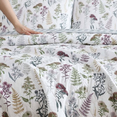 White Cotton Reversible Floral Full Quilt Set