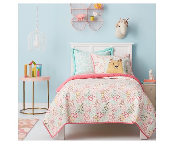 Pillowfort bear throw outlet pillow