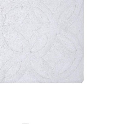 White Cotton Plush Geometric Bath Rug 17x24