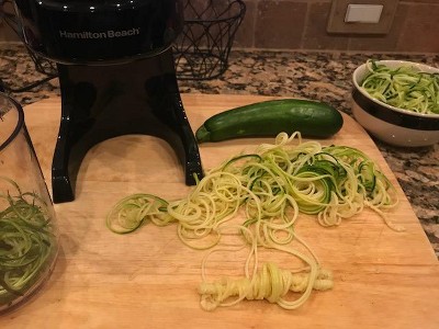  Hamilton Beach 3-in-1 Electric Vegetable Spiralizer & Slicer  With 3 Cutting Cones for Veggie Spaghetti, Linguine, and Ribbons, 6-Cups,  Black,70930: Home & Kitchen