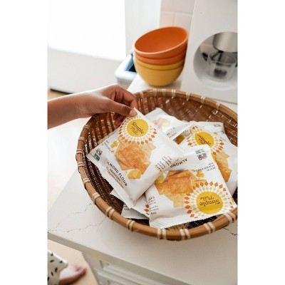 Simple Mills Almond Flour Cracker Farmhouse Cheddar Crackers - 0.8oz