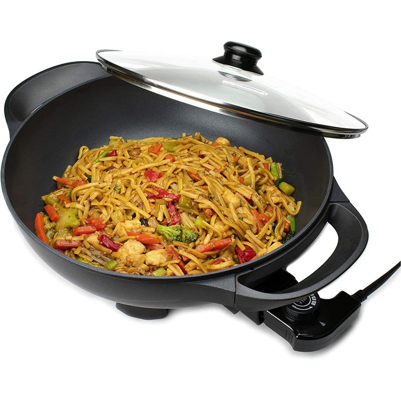 Brentwood 13in Non-Stick Flat Bottom Electric Wok Skillet with Vented Glass Lid in Black, 3 of 8