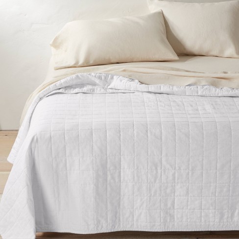 Malouf® Woven™ White King Down Alternative Microfiber Comforter