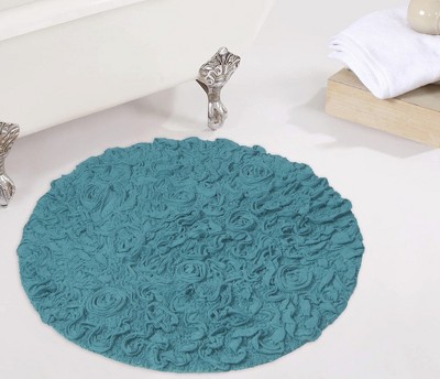 Bell Flower Collection Cotton Floral Pattern Tufted Bath Rug - Home Weavers