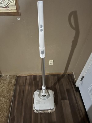 WISP Vibrating Spray Mop