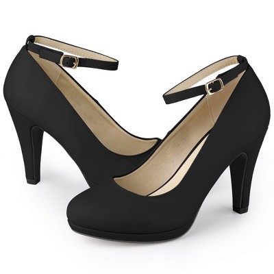 Black round toe 2025 heels with strap