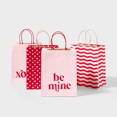 Cub Gift Bags Green/gold - Spritz™ : Target
