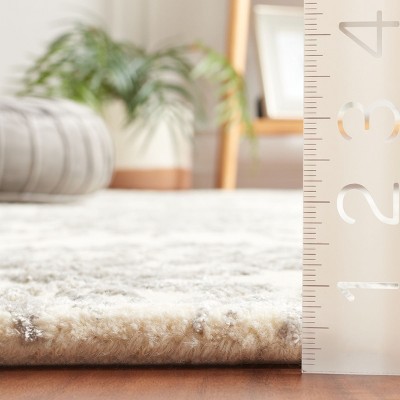 Hand-tufted Elegance Round Gray Wool & Viscose Rug - 59"