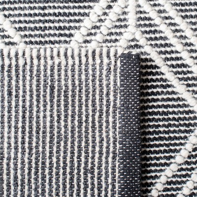 Natura Black and Ivory Hand-Tufted Wool Area Rug