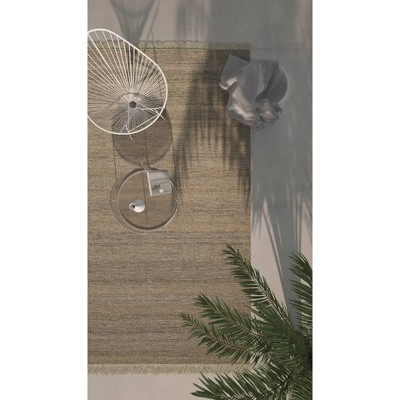 Gray Handwoven Synthetic Indoor/Outdoor Rug, 9' x 12'