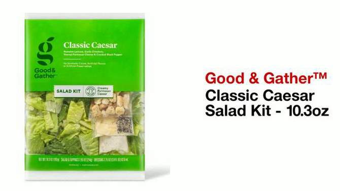 Classic Caesar Salad Kit - 10.3oz - Good &#38; Gather&#8482;, 2 of 9, play video