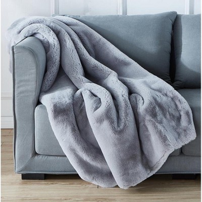 Cassilda Luxury Chinchilla Faux Fur Throw Blanket (50" x 60")