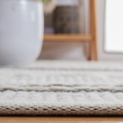 Handmade Natura Wool Area Rug - 3' x 5', Black and Grey