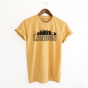 Simply Sage Market Women's London Buildings Short Sleeve Garment Dyed Tee - 1 of 2