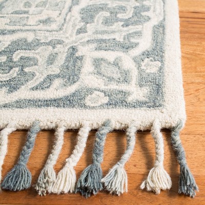 Handmade Gray and Light Gray Wool Tufted Accent Rug 2' x 3'