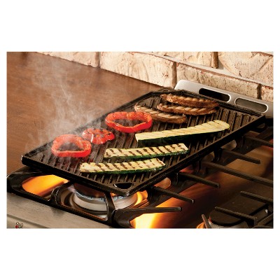 Lodge 16.75" x 9.5" Black Cast Iron Reversible Griddle