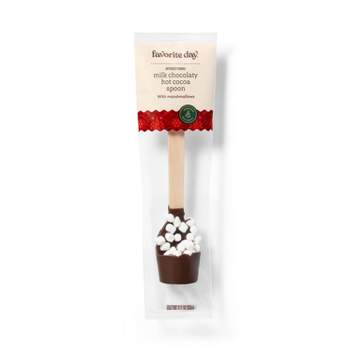 Holiday Milk Chocolaty Coated with Marshmallows Hot Cocoa Spoon - 0.8oz - Favorite Day™