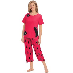 Collections Etc 2-Piece Curious Kittens Short Sleeve Capris Pant Pajama Set - 1 of 4