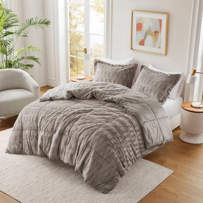 NicBex 2PCS/3 PCS Faux Fur Comforter Set,Bedding Set with 1 Comforter and 1/2 Shams,Soft Faux Mink & Brushed Quilt Sets Machine Washable