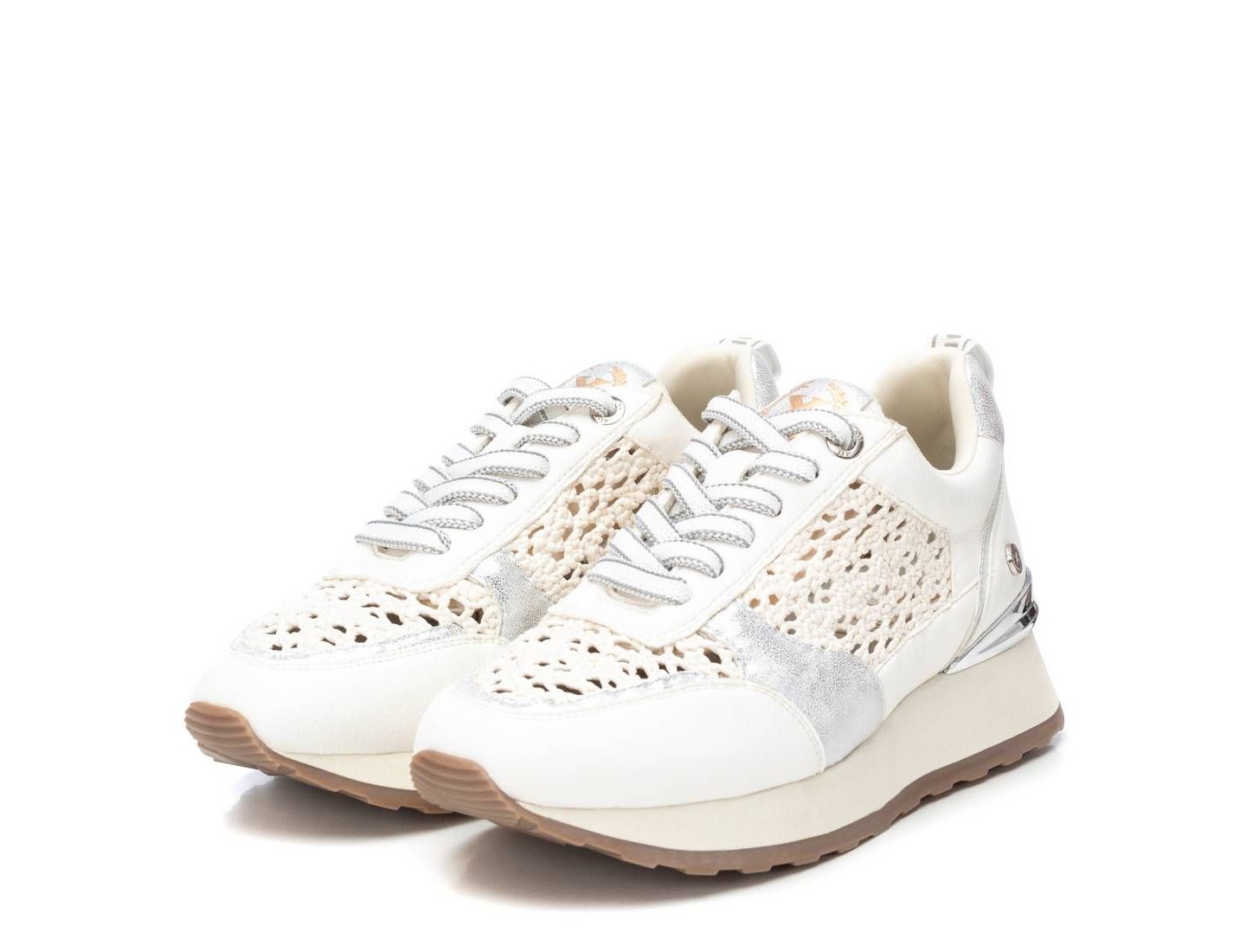 Женские кроссовки XTI Fashion Braided Sneakers 143777 White, цвет: Белый — фото 5