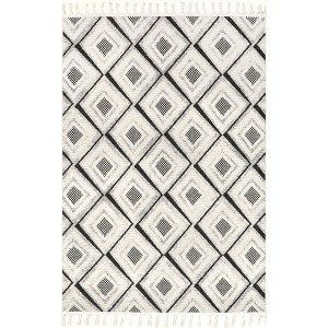 Nuloom Nerissa High/Low Diamond Tasseled Indoor Area Rug 5x7, Beige - 1 of 4