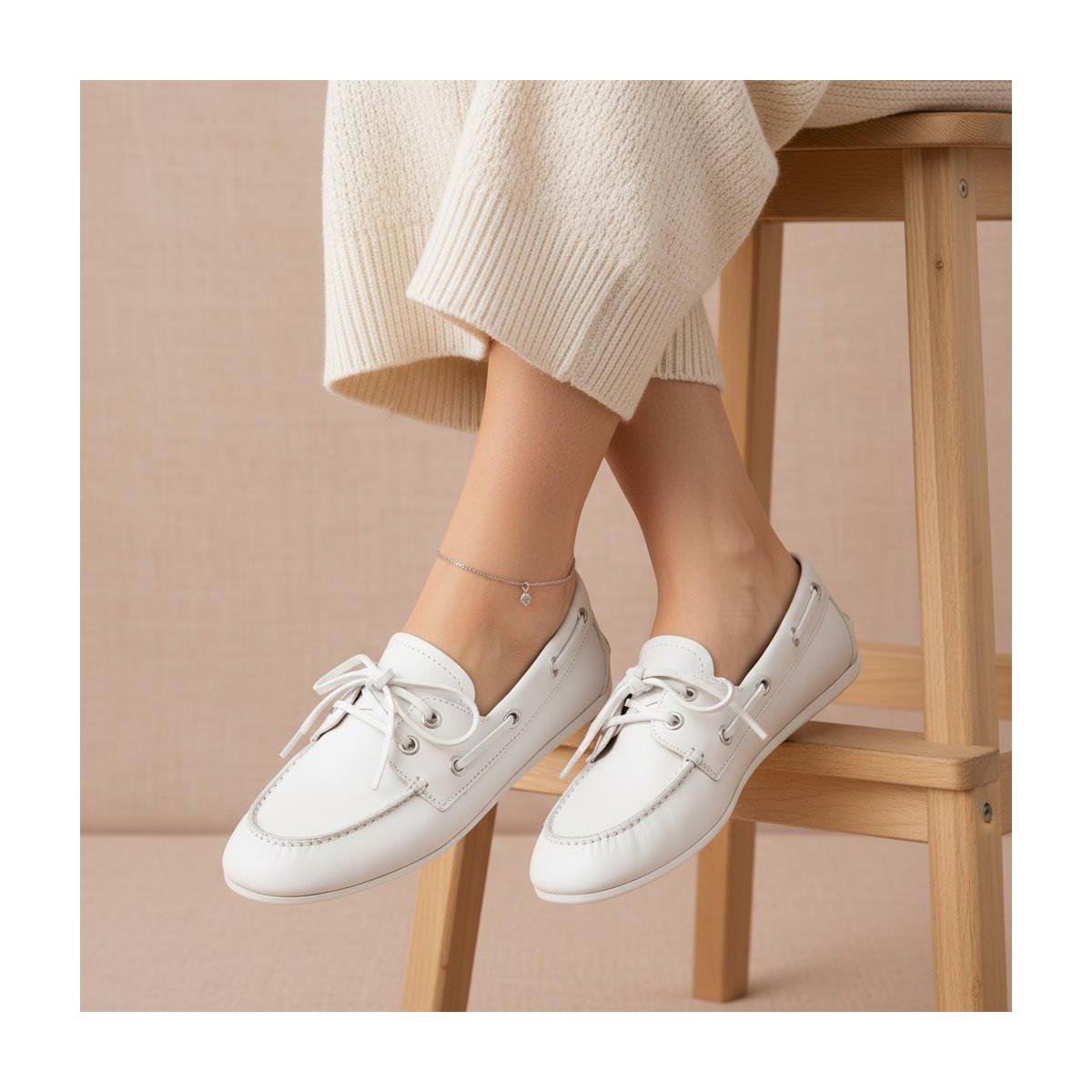 Женские туфли CUSHIONAIRE Women's Anchor Boat Shoe – Classic Slip-On Moccasin Loafer with Nautical Detailing + Memory Foam White Smooth 11 — фото 8