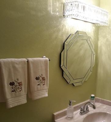 Guest review image 1 of 1, zoom in