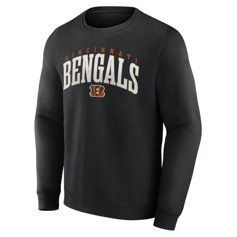 NFL Cincinnati Bengals Men&#39;s Varsity Letter Long Sleeve Crew Fleece Sweatshirt, 2 of 4