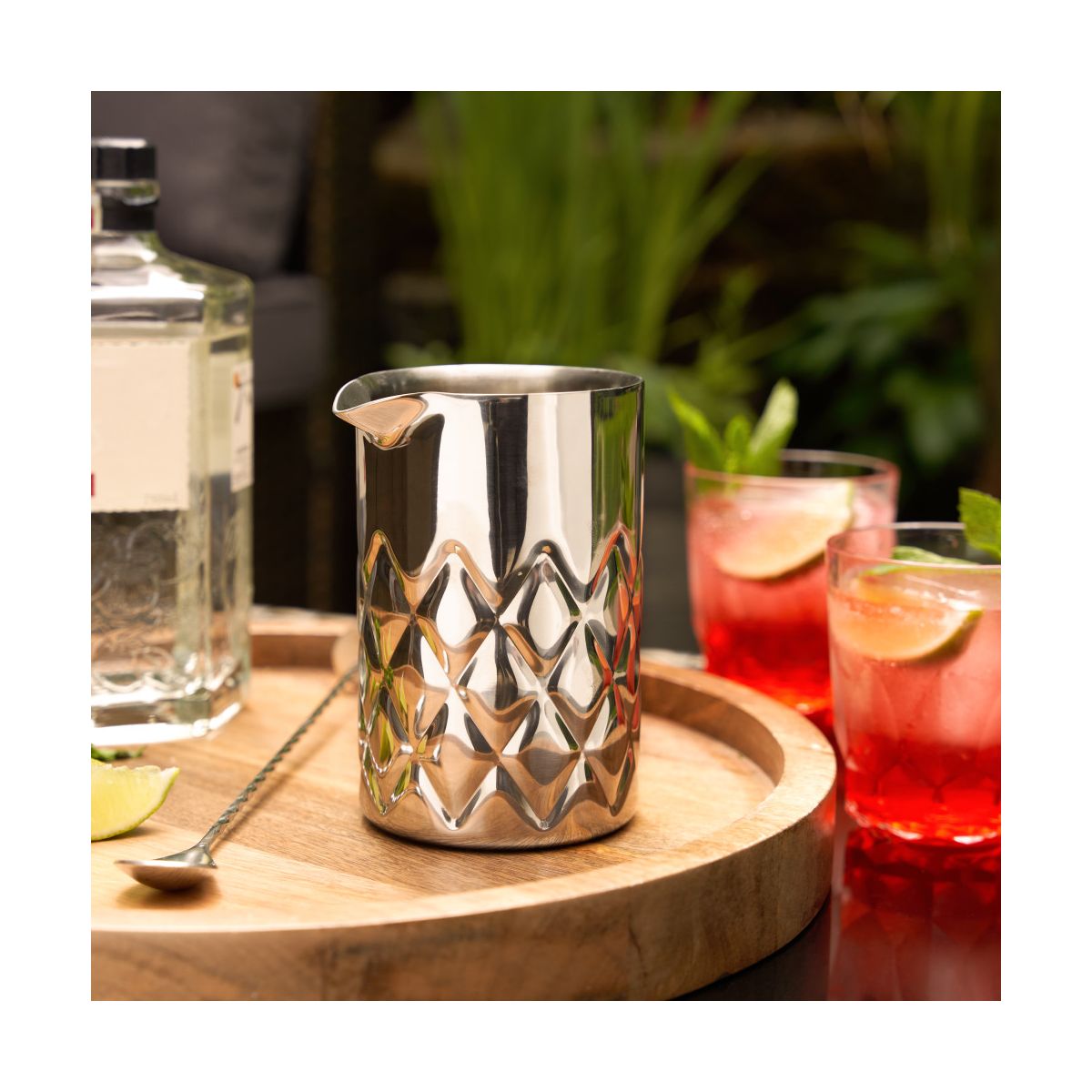Viski Double Walled Stainless Steel Mixing Glass for Stirred Drinks, Martini, Rum and Tequila Cocktails, Gifts for Cocktail Lovers, Home Bar, 18.6 oz - thumbnail 7