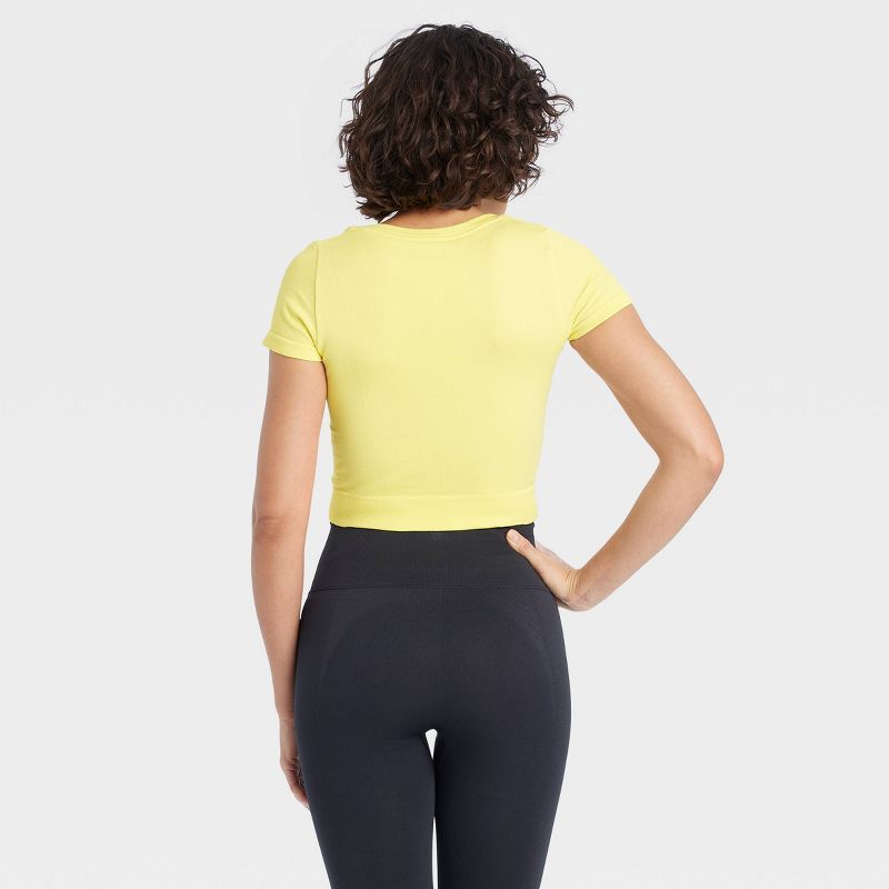 Women's Seamless Cropped Short Sleeve Top - All In Motion™, 2 of 8