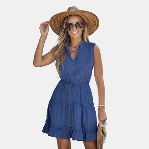 Женские платья Cupshe Women's Breezy Tiered Skirt Ruffled Neck Sleeveless Dress-M-Blue