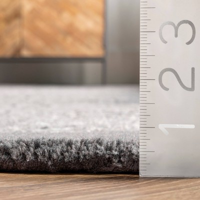 Elegant 5'x8' Hand-Tufted Wool Area Rug in Timeless Gray