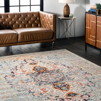 Elegant Gray Distressed Medallion 5' x 7' Synthetic Area Rug
