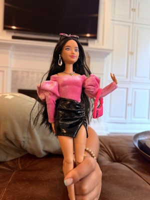 人形 Barbie Fashion Model COLLECTION Barbie Deluxe Style Doll #13 in Pink Barbiecore Top with Glossy