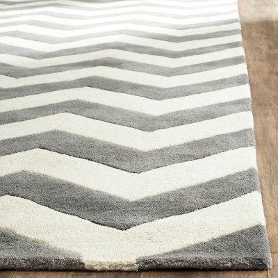 Hand-Tufted Dark Grey and Ivory Wool Chevron Area Rug, 10' x 14'
