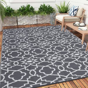 Outdoor Plastic Straw Rug Geometric Waterproof Reversible Area Rug for Patio Backyard Picnic Camp Beach - 1 of 4