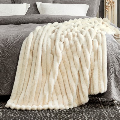 Cozy Bliss  Striped Faux Fur Throw Blanket, Cozy Warm Plush Decorative Blanket