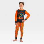 Boys' Pac-Man Halloween Long Sleeve 2pc Pajama Set - Black/Orange