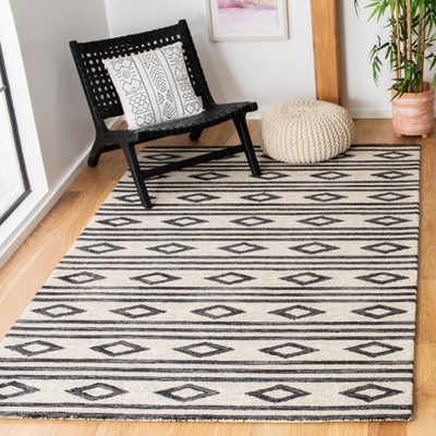 Ivory Charcoal Hand-Tufted Wool Rectangular Rug 4' x 6'