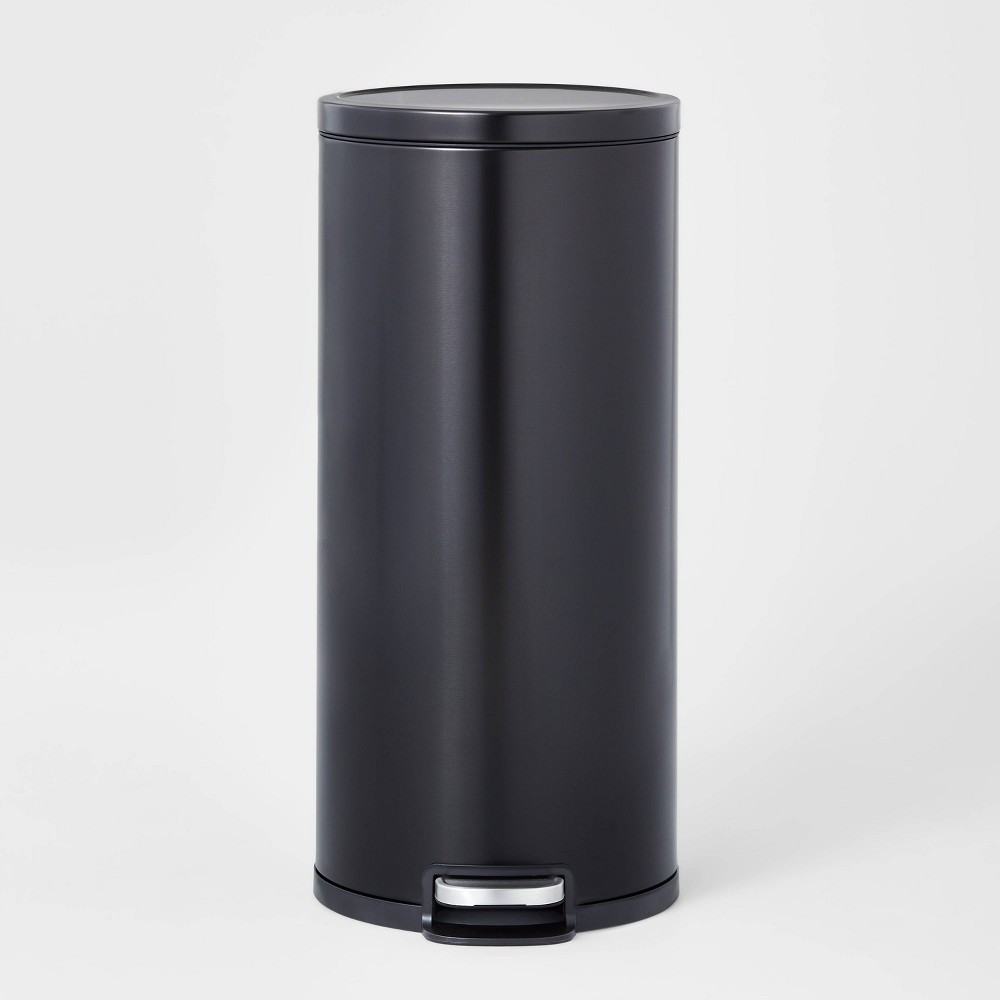 30L Round Step Trash Can Black - Brightroom