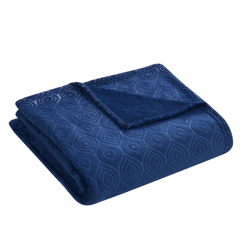 Kate Aurora Ultra Soft & Plush Modern Ogee Fleece Throw Blanket Covers - 50 in. W x 60 in. L, 4 of 6