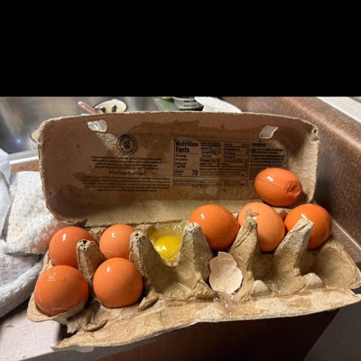 Fresh Premium Organic Chicken and Organic Eggs Delivered Right at your  Doorstep – Meat.N.More