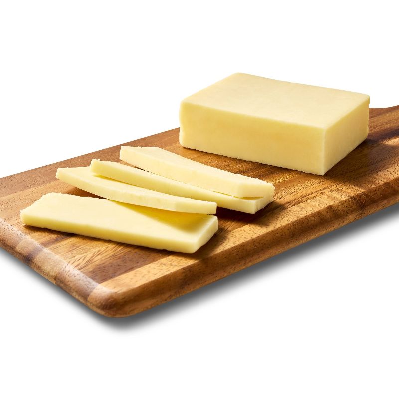 Aged White Cheddar Cheese - 7oz - Good &#38; Gather&#8482;, 3 of 5