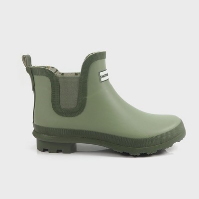 short rubber boots