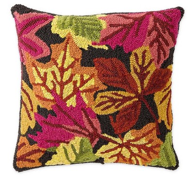 Plow & Hearth Indoor/Outdoor Scattered Leaves Hand Hooked Polypropylene Throw Pillow