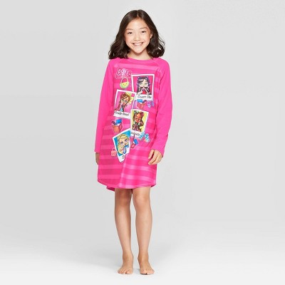pink night gown