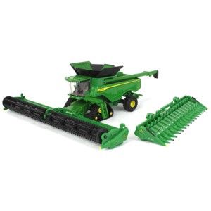 ERTL 1/64 John Deere X9 1000 Combine with Draper & Corn Heads 45779 - 1 of 4